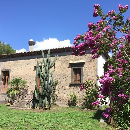 Villa Agriturismo Sole Di Sicilia à Randazzo Extérieur photo